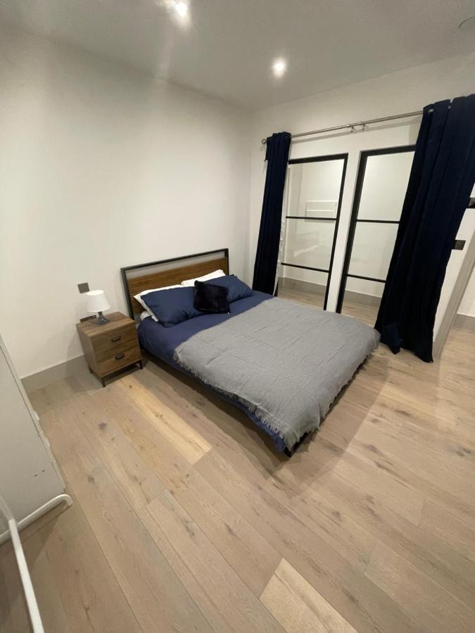 Apartmán Blue Lagoon Londýn Exteriér fotografie