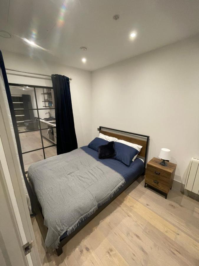 Apartmán Blue Lagoon Londýn Exteriér fotografie